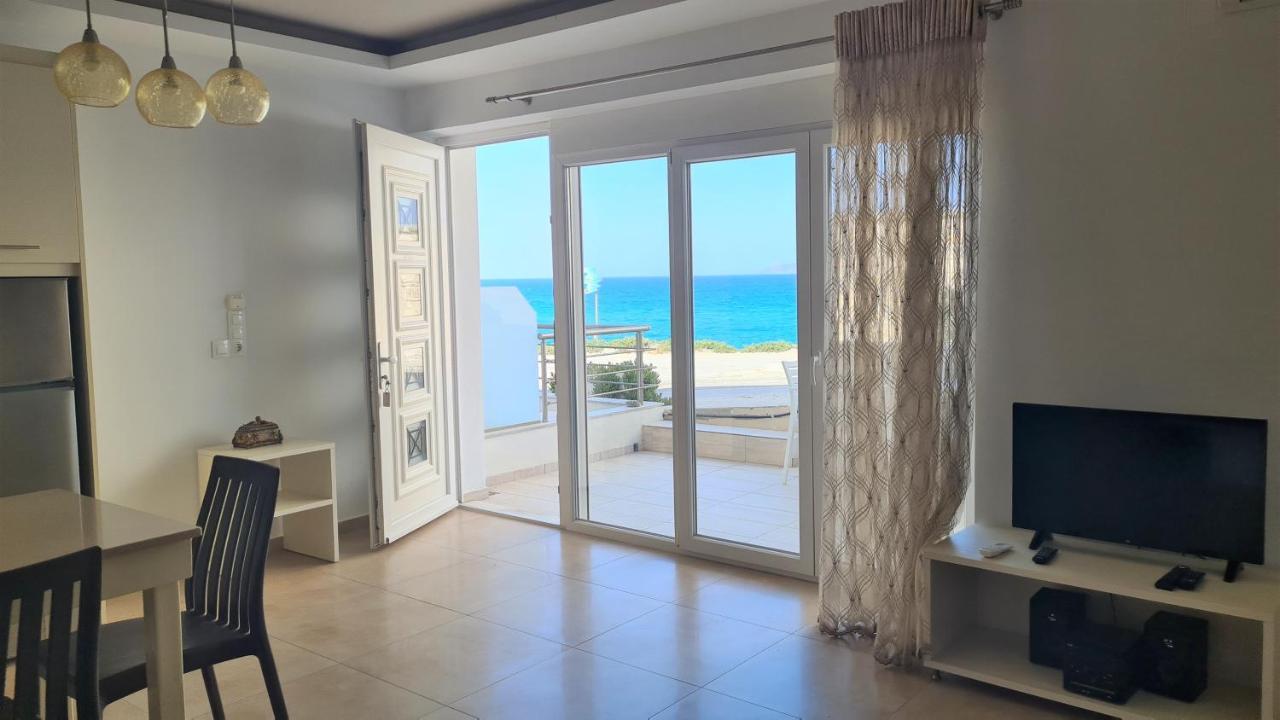Bella Mare Luxury Apartments Каламакі Екстер'єр фото