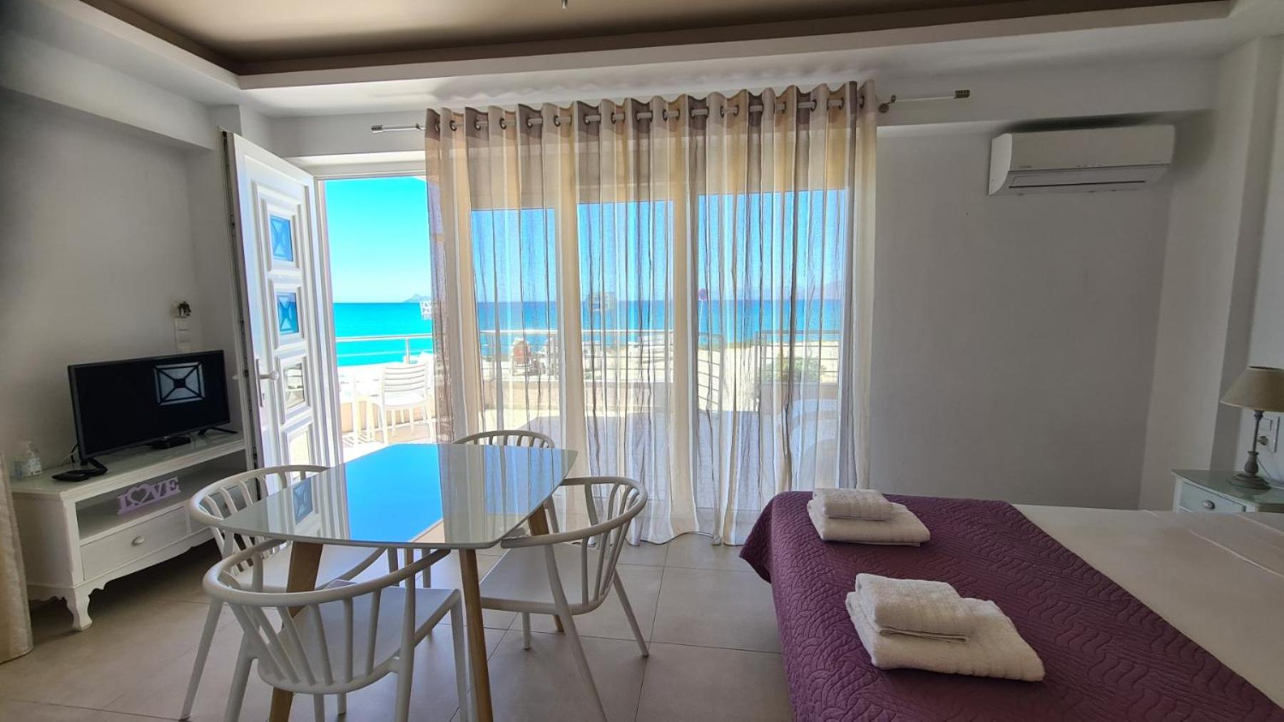 Bella Mare Luxury Apartments Каламакі Екстер'єр фото